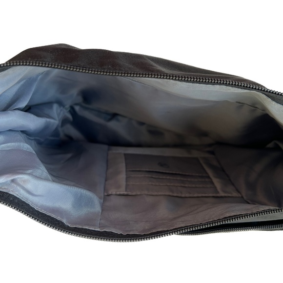 Tracker Anti Theft Crossbody Bag Travel Black 12" x 10" x 4.5 RFID slot - Picture 7 of 9